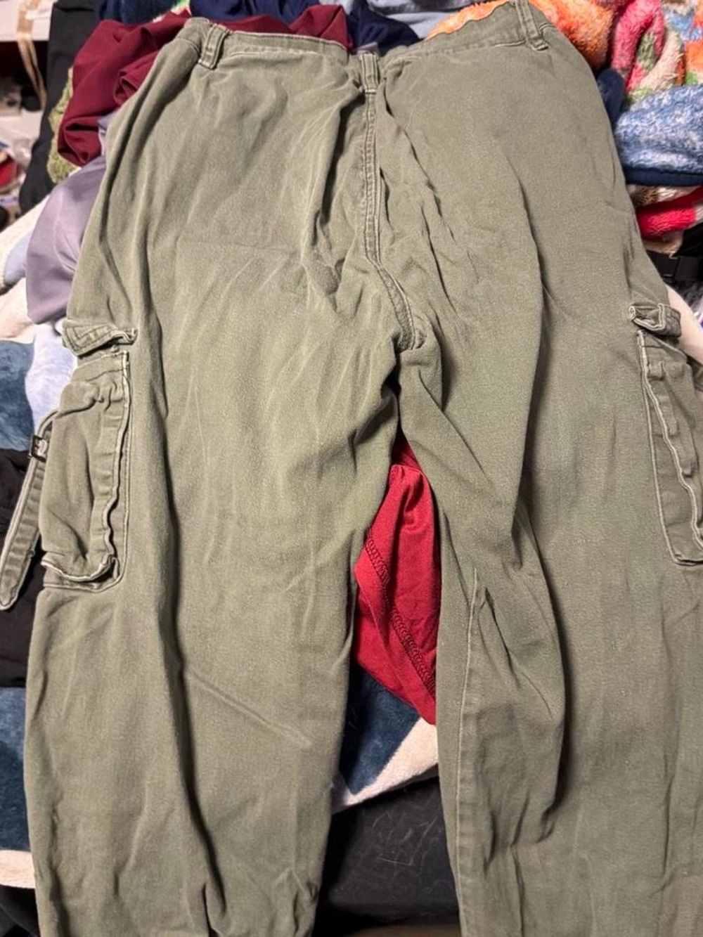 Women's Olive Green Cargo Pants - Casual Utility Style